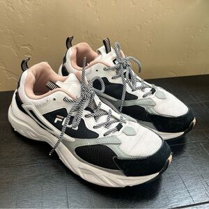 Fila Women's Recollector White/Black/Pink Casual Shoes Sneakers Size 8.5